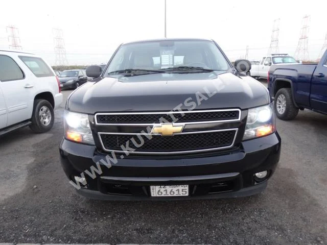 Chevrolet  LT  Tahoe  2012  108,000  SUV  Automatic  8  Cloth  4WD  Black  Gasoline