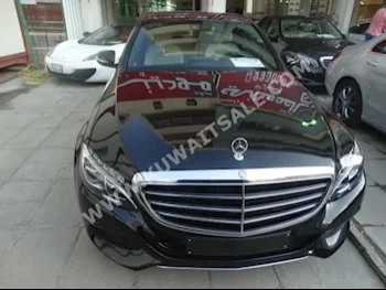 مرسيدس - بنز  200  سي - كلاس  2015  36,000  سيدان  اتوماتك  4  جلد  دفع خلفي  أسود  بنزين