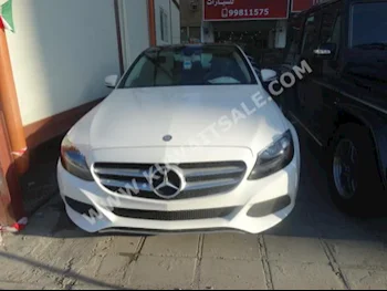 مرسيدس - بنز  200  سي - كلاس  2015  24,000  سيدان  اتوماتك  4  جلد  دفع خلفي  أبيض  بنزين