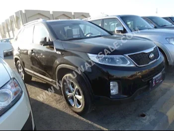 Kia  Sorento  2014  43,000  SUV  Automatic  4  Cloth  RWD  Black  Gasoline