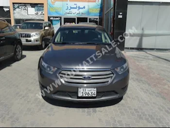 فورد  إس إي  تورس  2014  71,000  سيدان  اتوماتك  6  مخمل  دفع خلفي  رمادي  بنزين