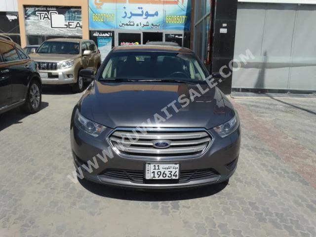 فورد  إس إي  تورس  2014  71,000  سيدان  اتوماتك  6  مخمل  دفع خلفي  رمادي  بنزين