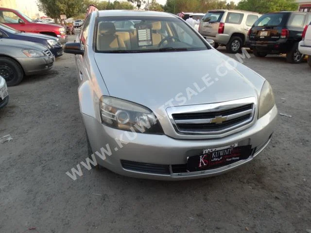 شفروليه  ال اس  كابرس  2009  230,000  سيدان  اتوماتك  8  مخمل  دفع خلفي  فضي  بنزين
