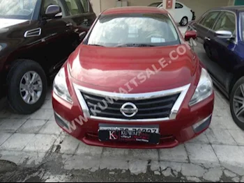 Nissan  3.5  Altima  2014  75,000  Sedan  Automatic  6  Cloth  FWD  Red  Gasoline
