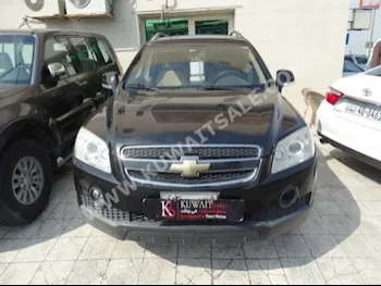 Chevrolet  LT  Captiva  2009  120,000  SUV  Automatic  4  Leather  RWD  Black  Gasoline