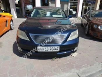 لكزس  460  ال اس  2007  74,000  سيدان  اتوماتك  8  جلد  دفع خلفي  أزرق غامق  بنزين