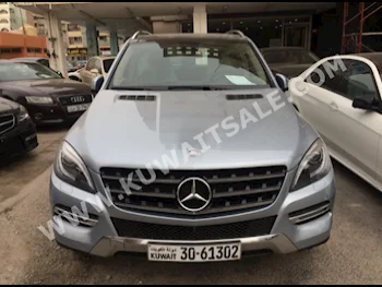 مرسيدس - بنز  400  ام ال - كلاس  2015  51,000  اس يو في  اتوماتك  6  جلد  دفع رباعي  سمائي فاتح  بنزين