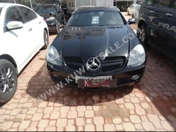مرسيدس - بنز  200  اس ال كيه - كلاس  2011  80,000  كوبيه \ سبورت  اتوماتك  4  جلد  دفع خلفي  أسود  بنزين