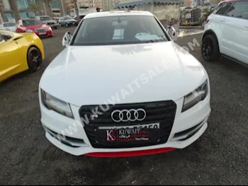 اودي  7  اس  2013  107,000  سيدان  اتوماتك  8  جلد  دفع رباعي  أبيض  بنزين