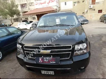 Chevrolet  Tahoe  2010  118,000  SUV  Automatic  8  Cloth  4WD  Black  Gasoline