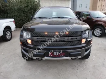 فورد  اف 150  رابتر  2012  85,000  بيكب  اتوماتك  8  جلد  دفع خلفي  أسود  بنزين
