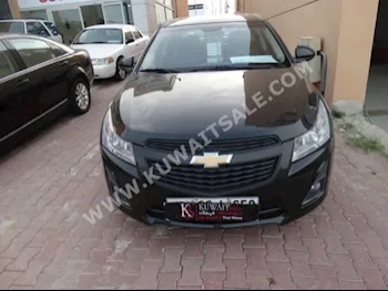 Chevrolet  Cruze  2013  100,000  Sedan  Automatic  4  Leather  RWD  Black  Gasoline