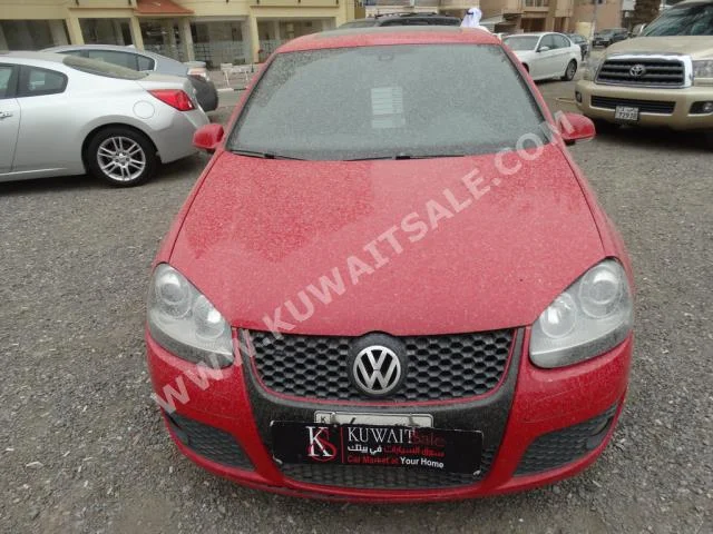 فوكس واغن  جي تي آي  2008  184,000  هاتشباك  اتوماتك  4  مخمل  دفع أمامي  أحمر  بنزين