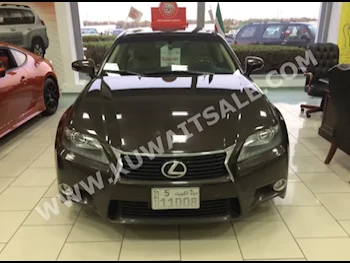 لكزس  350  اّي اس  2014  93,000  سيدان  اتوماتك  6  جلد  دفع خلفي  بني رصاصي  بنزين