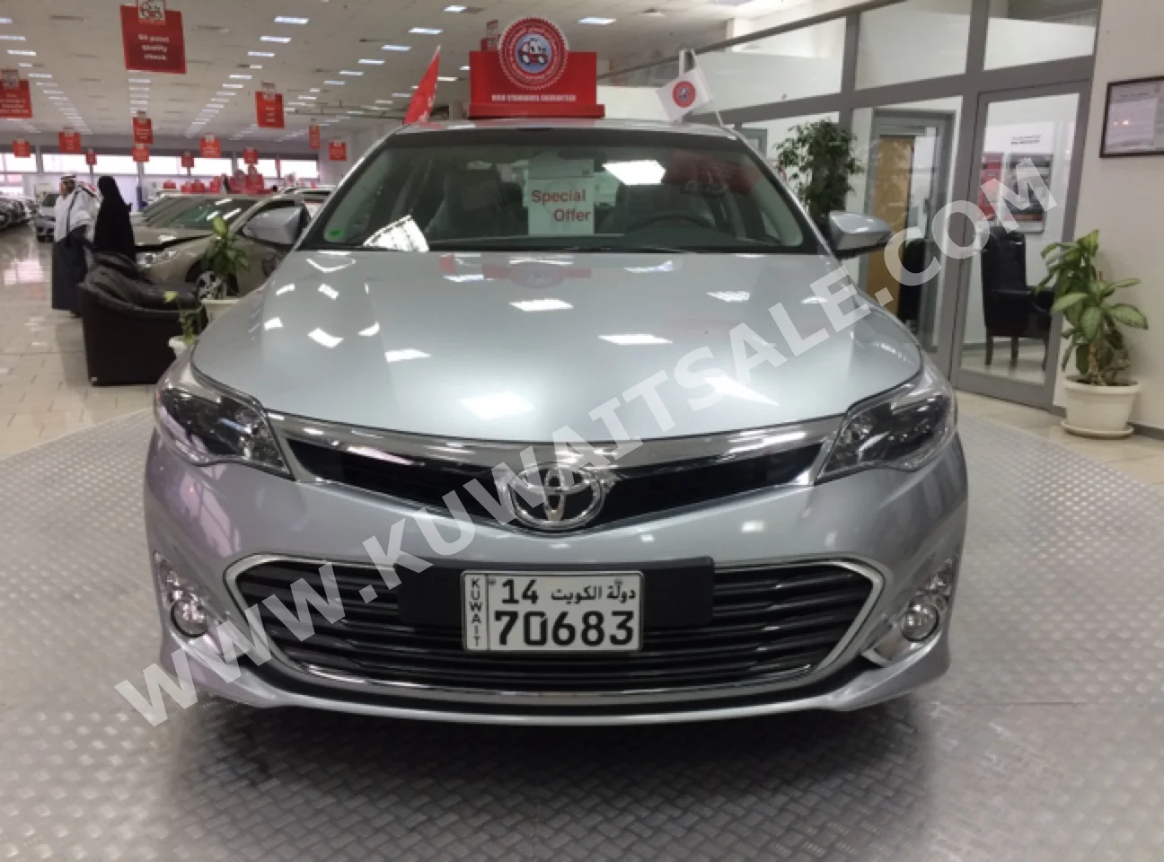 Toyota  Limited  Avalon  2015  0  Sedan  Automatic  6  Leather  RWD  Dark Gray  Gasoline