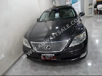 لكزس  460  ال اس  2007  230,000  سيدان  اتوماتك  6  جلد  دفع خلفي  رمادي  بنزين
