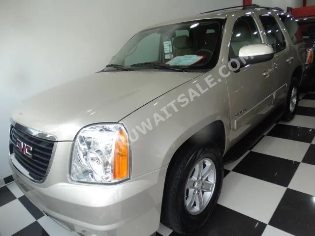 GMC  Yukon  2014  90,000  SUV  Automatic  8  Cloth  4WD  Gold  Gasoline