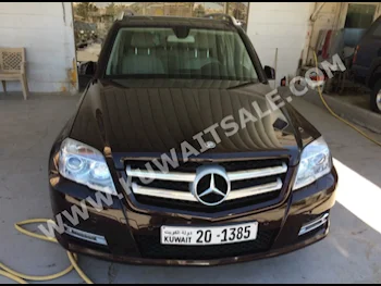 مرسيدس - بنز  300  جي ال كيه - كلاس  2012  70,000  اس يو في  اتوماتك  6  جلد  دفع رباعي  بني  بنزين