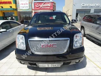 GMC  Yukon  2008  200,000  SUV  Automatic  8  Cloth  RWD  Black  Gasoline