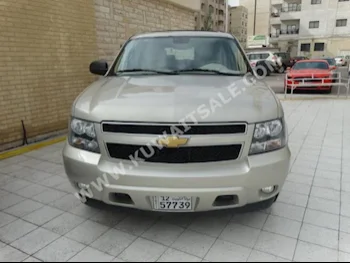 شفروليه  ال تي  سوبربان  2013  140,000  اس يو في  اتوماتك  8  مخمل  دفع خلفي  ذهبي  بنزين