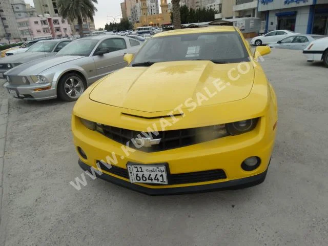 شفروليه  ار اس  كمارو  2012  67,000  كوبيه \ سبورت  اتوماتك  6  جلد  دفع خلفي  أصفر  بنزين