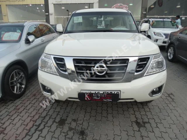 Nissan  SE  Patrol  2017  0  SUV  Automatic  6  Cloth  4WD  White  Gasoline