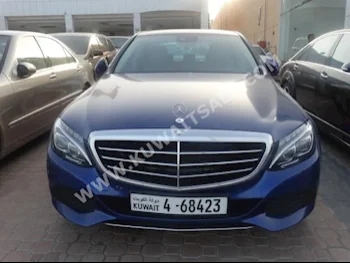 مرسيدس - بنز  200  سي - كلاس  2015  37,000  سيدان  اتوماتك  4  جلد  دفع خلفي  أزرق غامق  بنزين