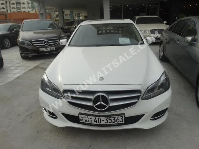 Mercedes-Benz  200  E-Class  2016  13,000  Sedan  Automatic  4  Leather  RWD  White  Gasoline