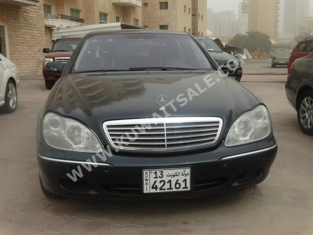 Mercedes-Benz  600  S-Class  2001  70,000  Sedan  Automatic  12  Leather  RWD  Black  Gasoline