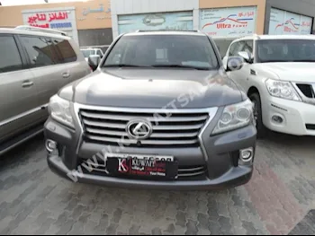 Lexus  570  LX  2015  75,000  SUV  Automatic  8  Leather  4WD  Gray  Gasoline