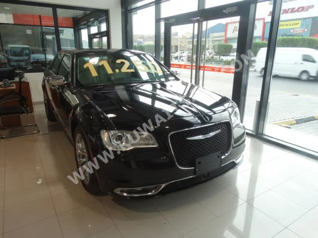 كرايسلر  300C  2015  0  سيدان  اتوماتك  8  جلد  دفع خلفي  أسود  بنزين