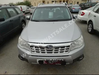 سوبارو  فورستر  2012  142,000  اس يو في  اتوماتك  4  مخمل  دفع رباعي  فضي  بنزين