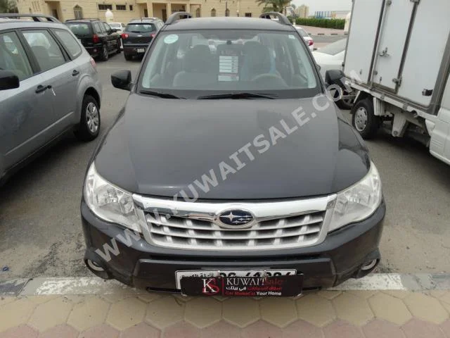 Subaru  Forester  2012  82,000  SUV  Automatic  4  Cloth  4WD  Black  Gasoline