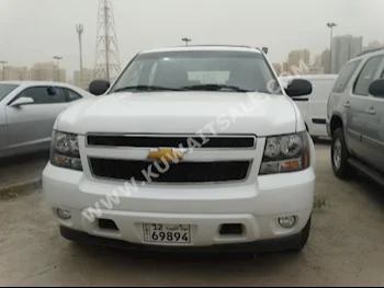 Chevrolet  LT  Tahoe  2014  50,000  SUV  Automatic  8  Cloth  4WD  White  Gasoline