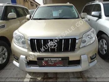Toyota  TX  Prado  2013  108,000  SUV  Automatic  6  Cloth  4WD  Gold  Gasoline