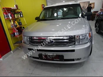 Ford  FLEX  2012  68,000  SUV  Automatic  6  Cloth  RWD  Silver  Gasoline