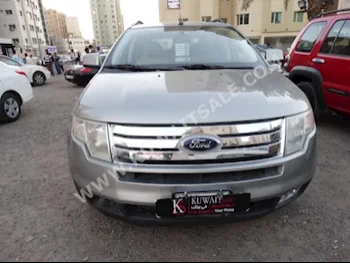 فورد  اس اي ال  ادج  2008  160,000  اس يو في  اتوماتك  6  مخمل  دفع خلفي  فضي  بنزين