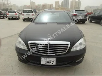 Mercedes-Benz  350  S-Class  2009  80,000  Sedan  Automatic  6  Leather  RWD  Black  Gasoline