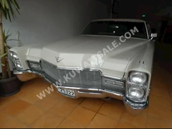 Cadillac  Classic  1968  0  Coupe / Sport  Automatic  8  Leather  RWD  Beige  Gasoline