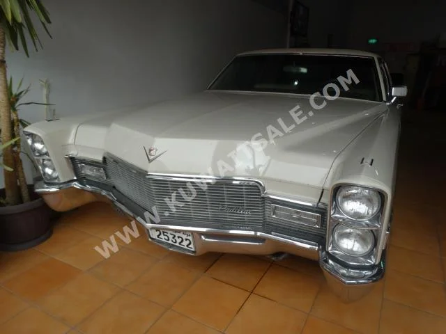 Cadillac  Classic  1968  0  Coupe / Sport  Automatic  8  Leather  RWD  Beige  Gasoline