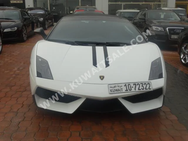 لمبرجيني  سبايدر  جلاردو  2012  69,000  كوبيه \ سبورت  اتوماتك  8  جلد  دفع خلفي  أبيض  بنزين