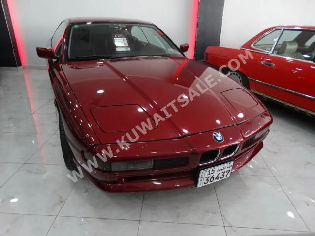 بي ام دبليو  8  الفئة - اي  1991  185,000  سيدان  اتوماتك  12  جلد  دفع خلفي  أحمر غامق  بنزين