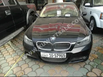 BMW  323i  3-Series  2012  90,000  Sedan  Automatic  6  Leather  RWD  Black  Gasoline