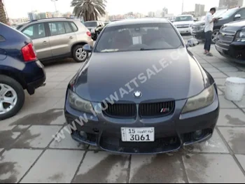 بي ام دبليو  325i  الفئة - الثالثة  2006  160,000  سيدان  اتوماتك  6  جلد  دفع خلفي  رمادي  بنزين