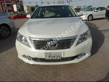 Toyota  Aurion  2014  109,000  Sedan  Automatic  6  Cloth  FWD  White  Gasoline