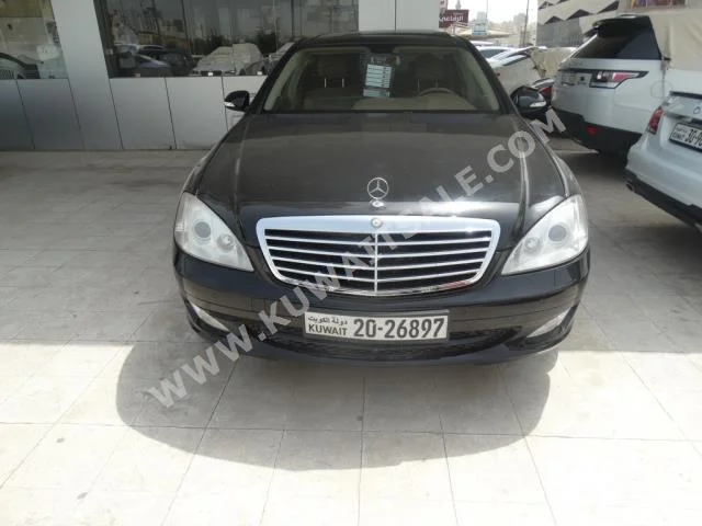 Mercedes-Benz  350  S-Class  2008  170,000  Sedan  Automatic  6  Leather  RWD  Black  Gasoline