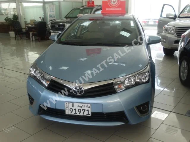تويوتا  اكس ال اي  كورولا  2015  84,000  سيدان  اتوماتك  4  مخمل  دفع أمامي  سمائي  بنزين