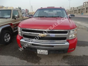 Chevrolet  LT  Silverado  2011  121,000  Pick Up  Automatic  8  Cloth  4WD  Red  Gasoline