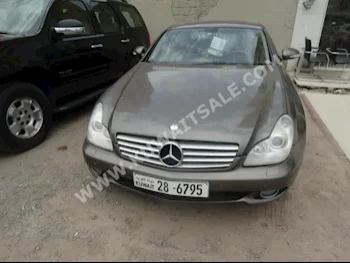مرسيدس - بنز  350  سي ال اس - كلاس  2005  158,000  سيدان  اتوماتك  6  جلد  دفع خلفي  رمادي  بنزين