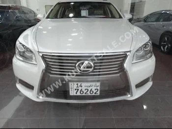 لكزس  460 L  ال اس  2016  18,000  سيدان  اتوماتك  8  جلد  دفع خلفي  أبيض  بنزين